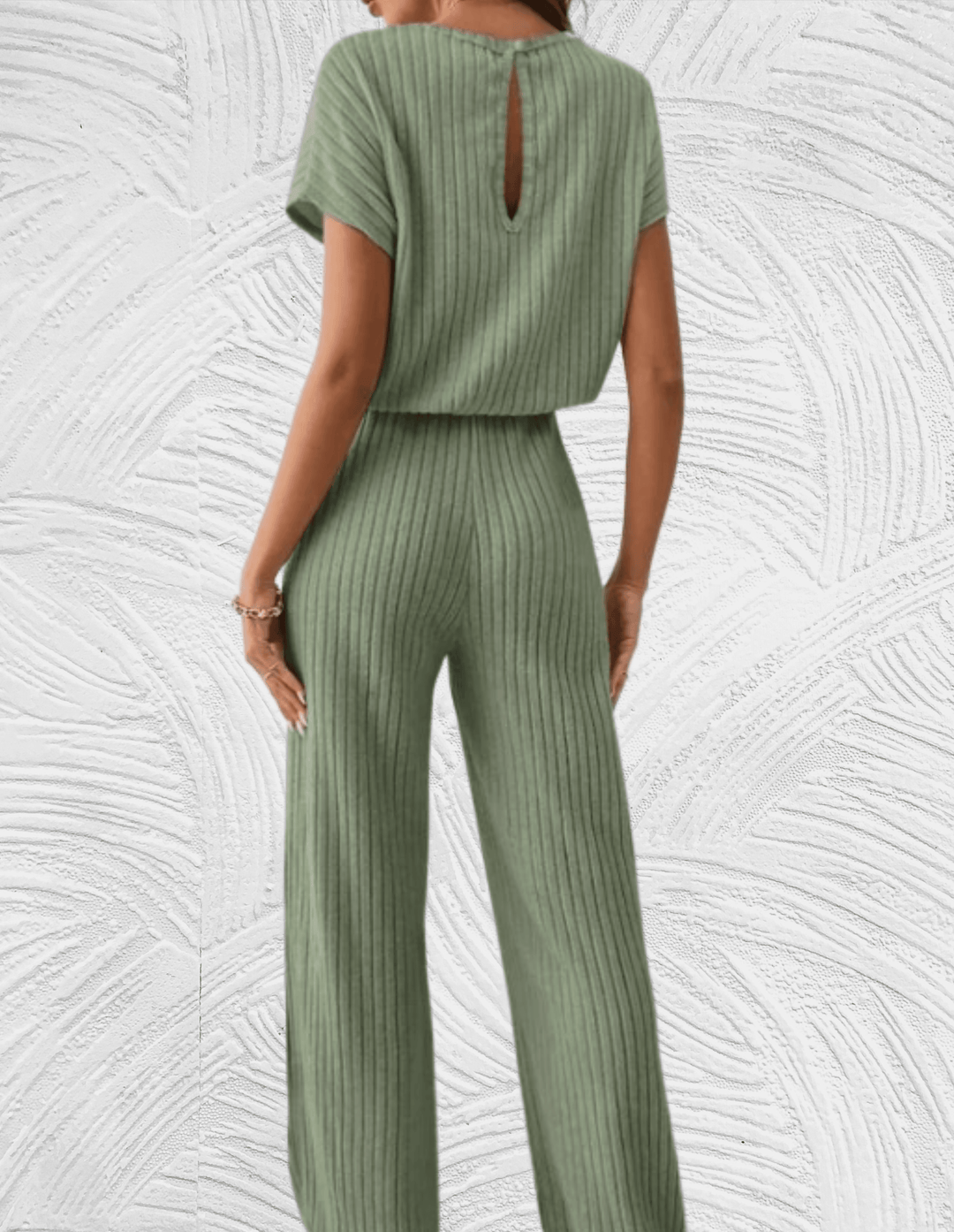 Daria - Strakke en chique jumpsuit met wijde en korte mouwen met geribd dessin - Miller-Mode